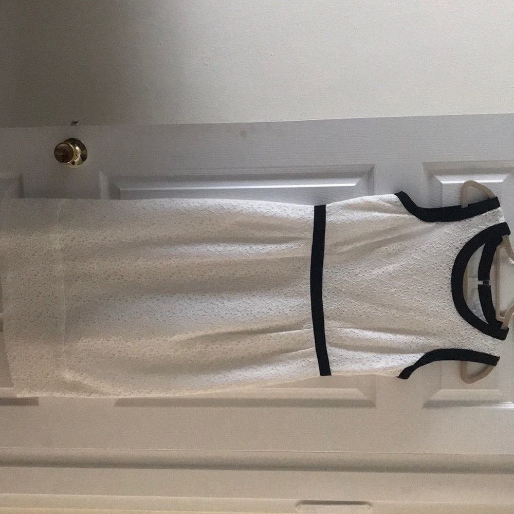 Sleeveless black and white midi dress